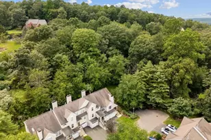 31 Rainier Ct, Allamuchy Township, NJ 07840 - Photo 1