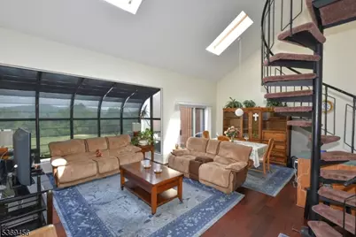 4 Acapulco Princess Pl U #8, Vernon, NJ 07462 - Photo 4