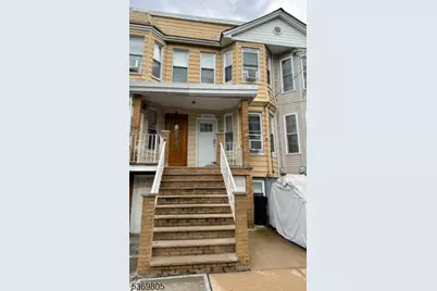 956 1/2 Dehart Pl, Elizabeth, NJ 07202 - Photo 1