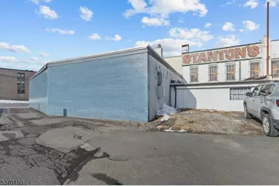 89 Main St, Little Falls Township, NJ 07424 - Photo 8