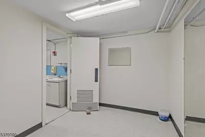 89 Main St, Little Falls Township, NJ 07424 - Photo 40