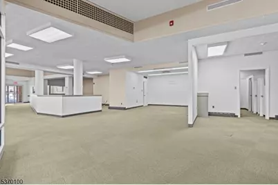 89 Main St, Little Falls Township, NJ 07424 - Photo 12