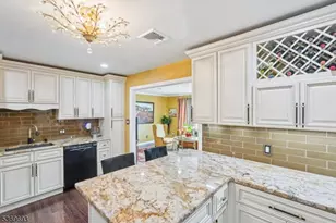 20 Leonard Terrace, Wayne, NJ 07470 - Photo 8