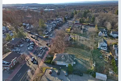 192 Eagle Rock Ave, Roseland, NJ 07068 - Photo 2