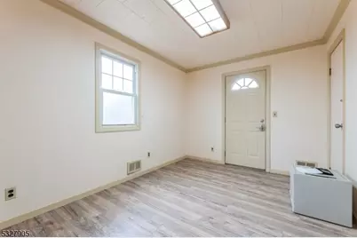 194 Eagle Rock Ave, Roseland, NJ 07068 - Photo 8