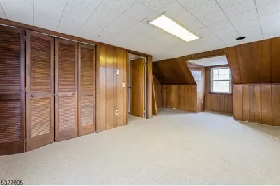 194 Eagle Rock Ave, Roseland, NJ 07068 - Photo 16