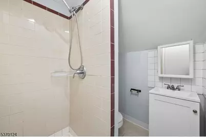 73 N 6th St, Paterson, NJ 07522 - Photo 14