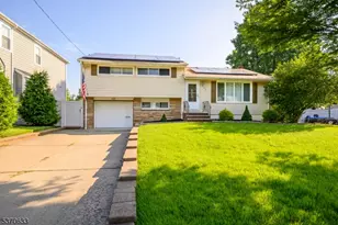 687 Sycamore St, Rahway, NJ 07065 - Photo 1