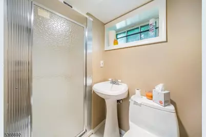 518 Eagle Rock Avenue, Roseland, NJ 07068 - Photo 20