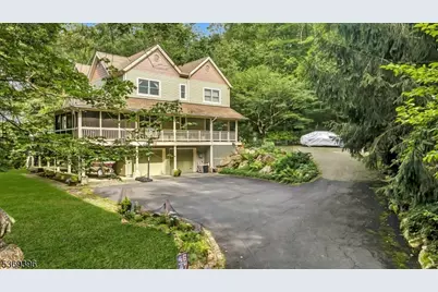 18 Hickory Run Rd, Lebanon Township, NJ 07830 - Photo 4