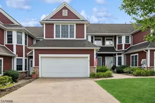 20 Turnberry Ln, Hardyston Township, NJ 07419 - Photo 1