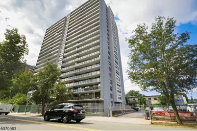 285 Aycrigg Ave #19B, Passaic, NJ 07055 - Photo 1