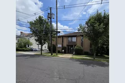 25 Craig Pl, North Plainfield, NJ 07060 - Photo 2