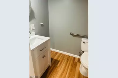 13 N Beverwyck Rd, Parsippany, NJ 07034 - Photo 4