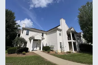 88 Overlook Dr, Lopatcong Township, NJ 08886 - Photo 1