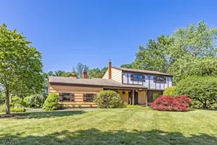 180 Bee Meadow Pkwy, Hanover Township, NJ 07981 - Photo 1