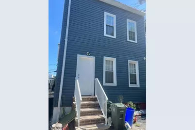 27 Highland Ter, Irvington, NJ 07111 - Photo 2