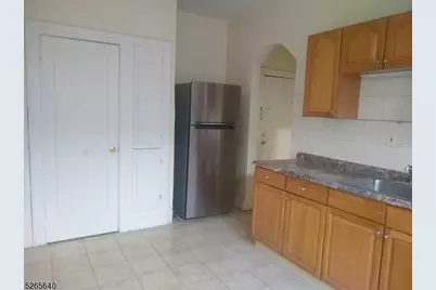 326 Field Pl #2R, Hillside, NJ 07205 - Photo 8