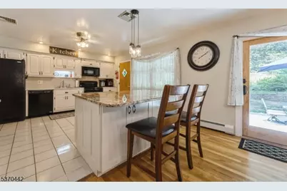 1858 State Rt 23, West Milford, NJ 07480 - Photo 14