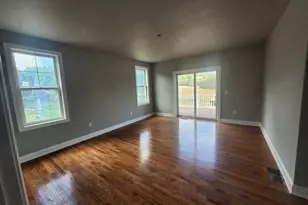 81 Belview Rd, Lopatcong Township, NJ 08865 - Photo 12