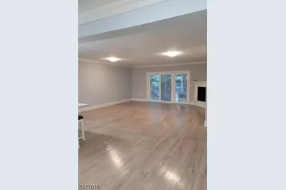 10 Lower Notch Rd #8, Woodland Park, NJ 07424 - Photo 4