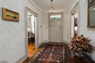 1 Robins Ln, Kinnelon, NJ 07405 - Photo 4