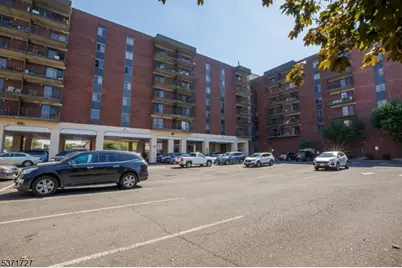 10 N Wood Ave #722, Linden, NJ 07036 - Photo 1