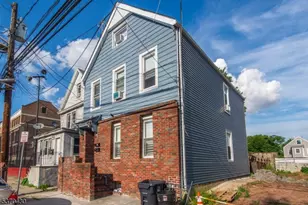 386 S 9th St, Newark, NJ 07103 - Photo 1