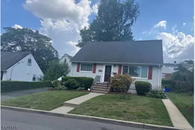 29 Poplar St, Passaic, NJ 07055 - Photo 1