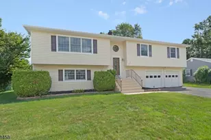 243 Powder Horn Dr, Lopatcong Township, NJ 08865 - Photo 1