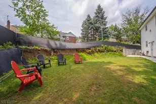 25 Evelyn Ct, Maplewood, NJ 07040 - Photo 30