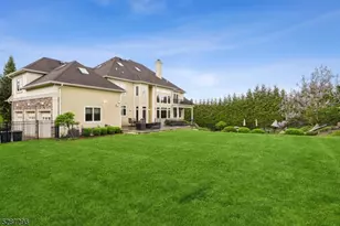 14 Michelle Ln, Livingston, NJ 07039 - Photo 36