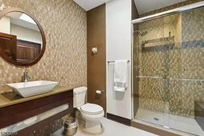 14 Michelle Ln, Livingston, NJ 07039 - Photo 20