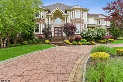 14 Michelle Ln, Livingston, NJ 07039 - Photo 1