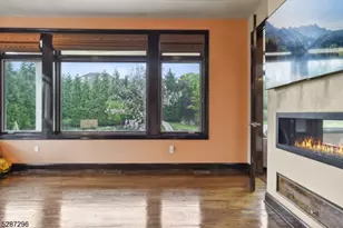 14 Michelle Ln, Livingston, NJ 07039 - Photo 12