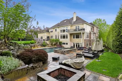 14 Michelle Ln, Livingston, NJ 07039 - Photo 32