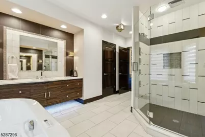 14 Michelle Ln, Livingston, NJ 07039 - Photo 16