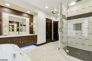 14 Michelle Ln, Livingston, NJ 07039 - Photo 16