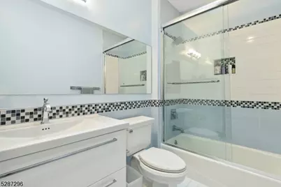 14 Michelle Ln, Livingston, NJ 07039 - Photo 18