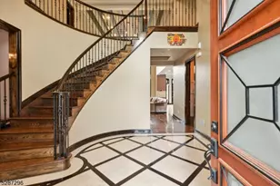 14 Michelle Ln, Livingston, NJ 07039 - Photo 6