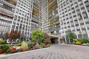 300 Winston Dr-C, Cliffside Park, NJ 07010 - Photo 1