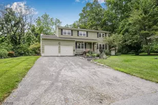 9 Rolling Hills Rd, Vernon, NJ 07461 - Photo 1