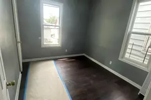 889 S 16th Unit 2, Newark, NJ 07108 - Photo 2