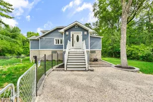 6 Kates Tract, Mount Holly Twp., NJ 08060 - Photo 2