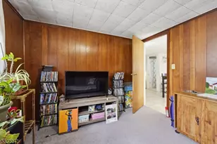 10 Ridgedale Ave W, East Hanover Township, NJ 07936 - Photo 36