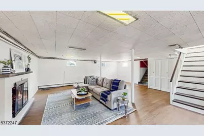 10 Ridgedale Ave West, East Hanover Township, NJ 07936 - Photo 18