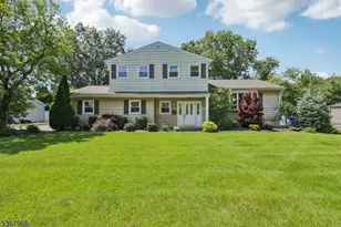 132 Dorset Dr, Clark Township, NJ 07066 - Photo 1