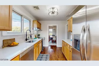 10 Ridgedale Ave West, East Hanover Township, NJ 07936 - Photo 6