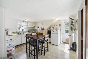 10 Ridgedale Ave W, East Hanover Township, NJ 07936 - Photo 32