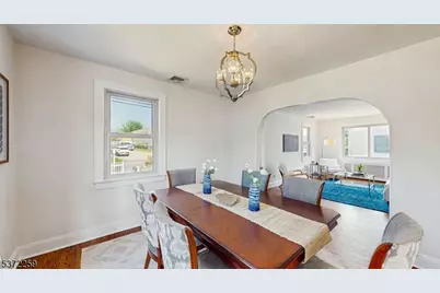 10 Ridgedale Ave West, East Hanover Township, NJ 07936 - Photo 4